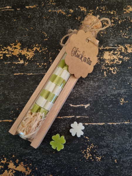 Glückskleeseife "Glück im Glas" in einer Holzbox