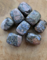 Liberit Blau Kubisch 30-40 mm