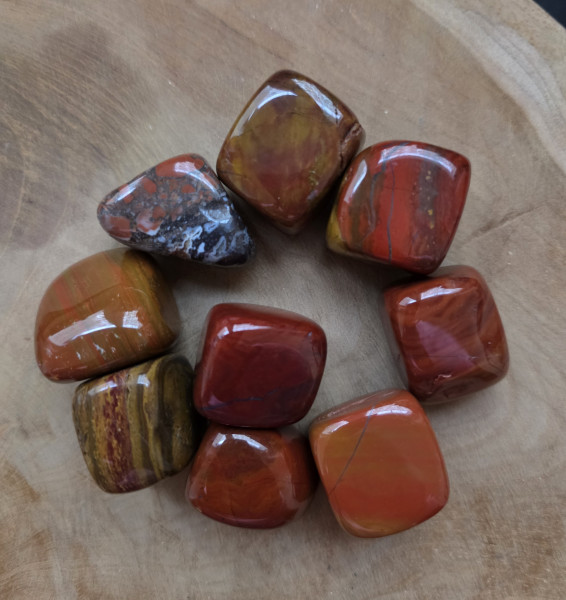 Breschia Jaspe Kubisch 20-30mm