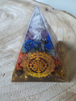 Orgonit Pyramide 7 Chakras
